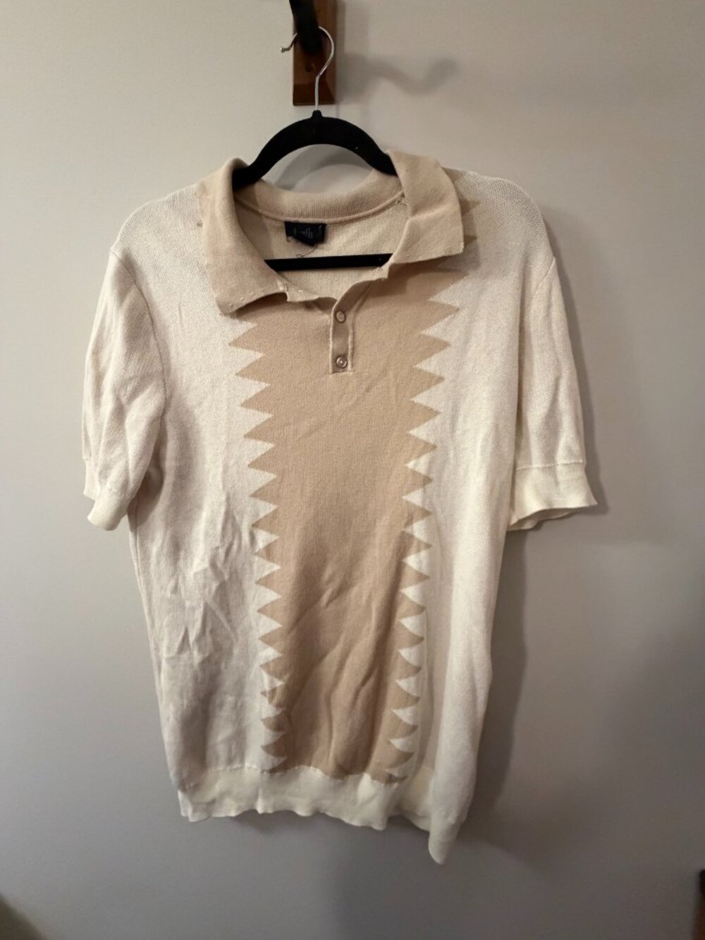 Truth Cream Zigzag Knit Polo Shirt | Men's M